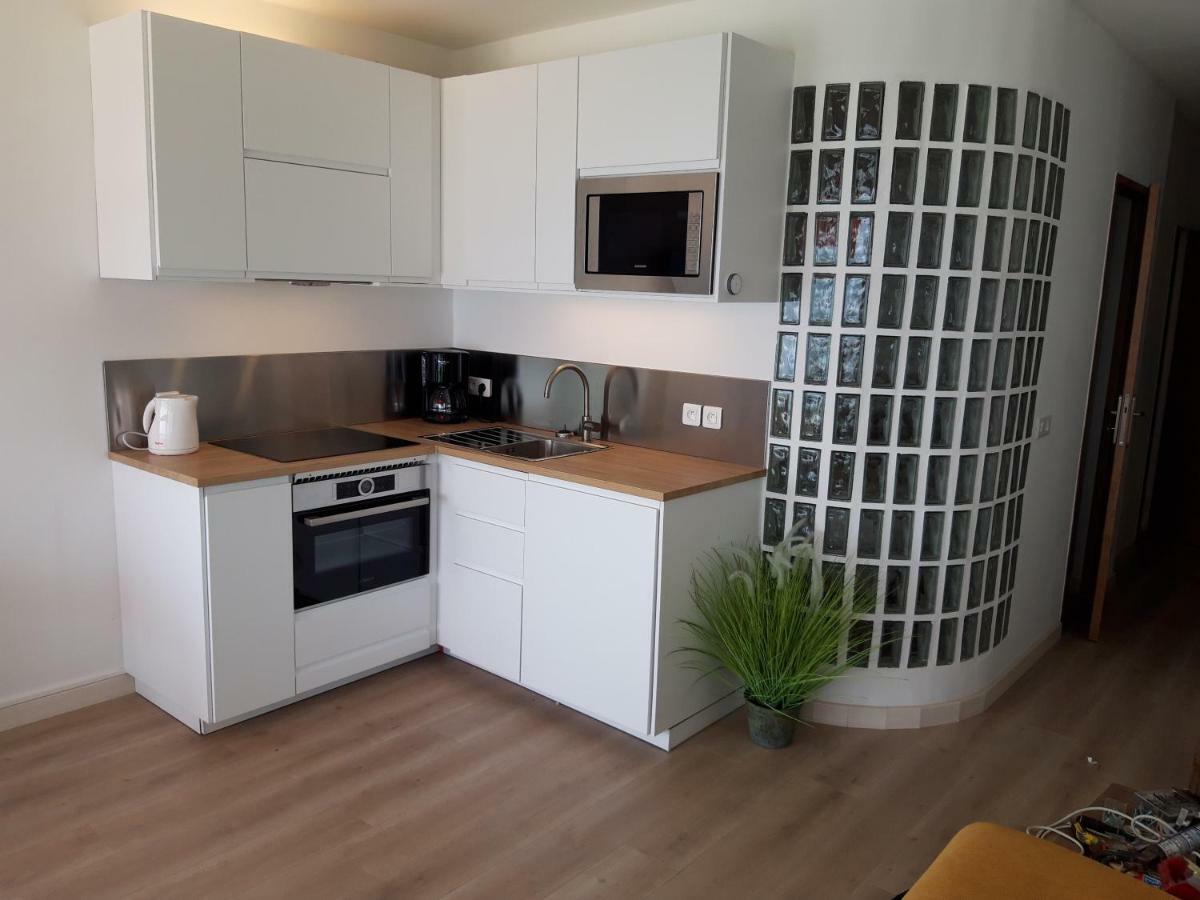 Appartement Antibes: A Nest Perched On The Sea! Antibes